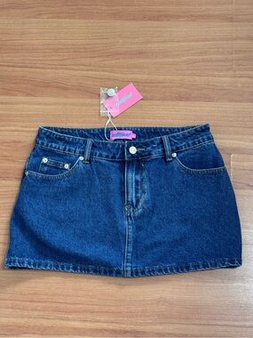 Edikted Low Rise Denim Mini Skirt NWT Size Small Y2K